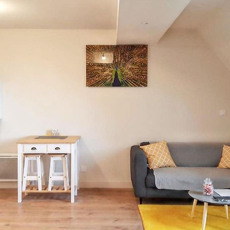 Charmant Studio A Abondant Avec Terrasse Ensoleillee 30 M² Buitenkant foto