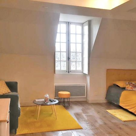 Charmant Studio A Abondant Avec Terrasse Ensoleillee 30 M² Buitenkant foto