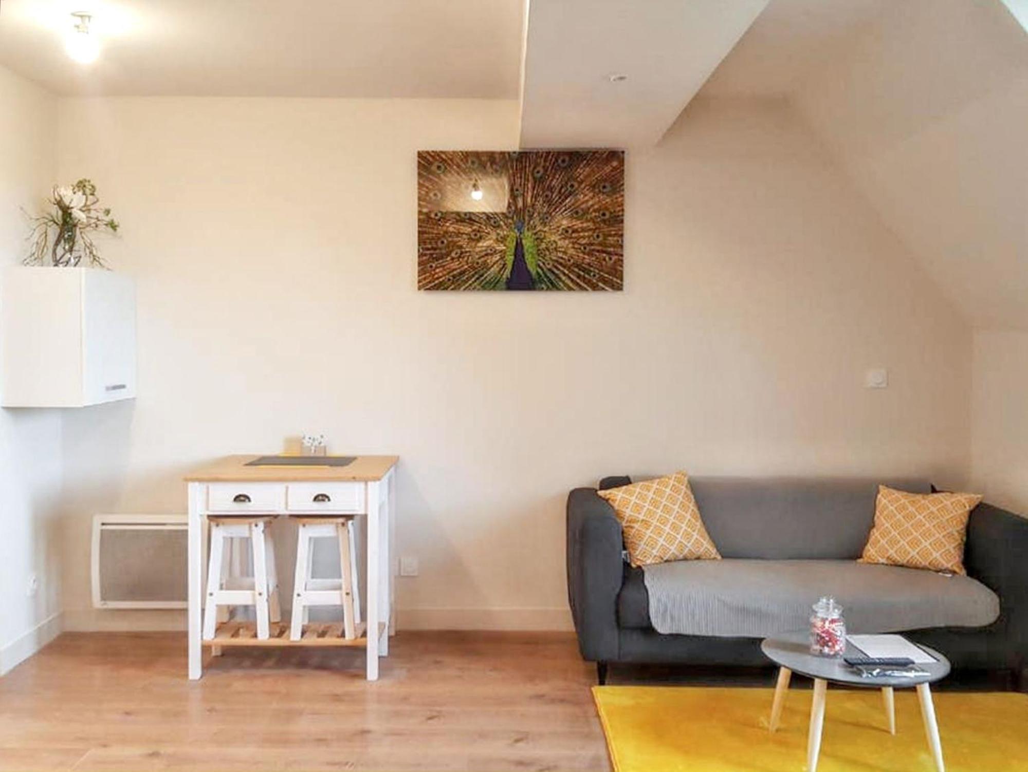 Charmant Studio A Abondant Avec Terrasse Ensoleillee 30 M² Buitenkant foto