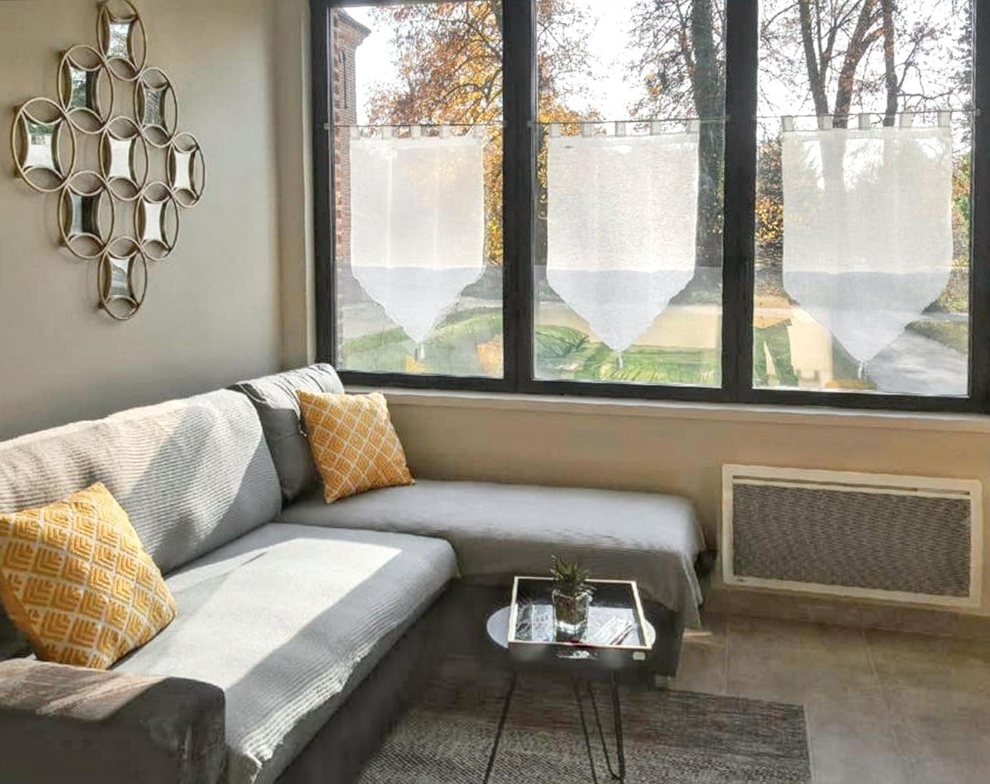 Charmant Studio A Abondant Avec Terrasse Ensoleillee 30 M² Buitenkant foto